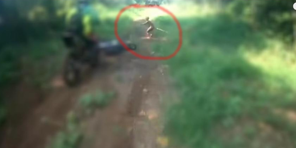 Terekam Jelas, Ini Video Heboh Suku Mante yang Terkenal Kerdil